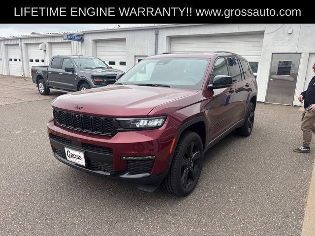 Used 2025 Jeep Grand Cherokee L Limited w/ Luxury Tech Group II AWD/4WD image 4