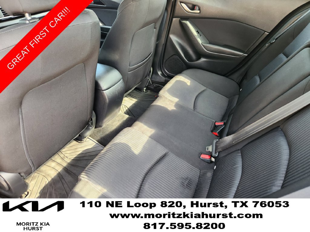 Used 2016 MAZDA MAZDA3 i Sport w/ Preferred Equipment Package FWD image 31