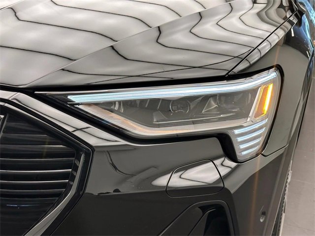 Certified 2023 Audi e-tron Prestige w/ Prestige Package image 7