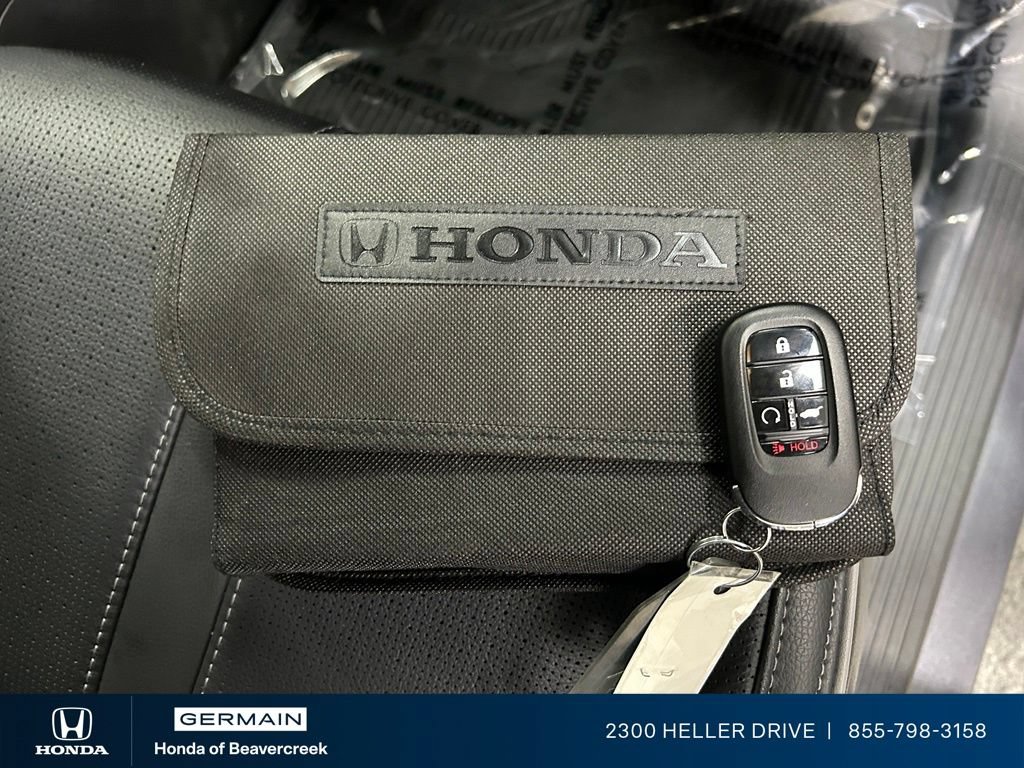Used 2025 Honda Pilot Elite image 32