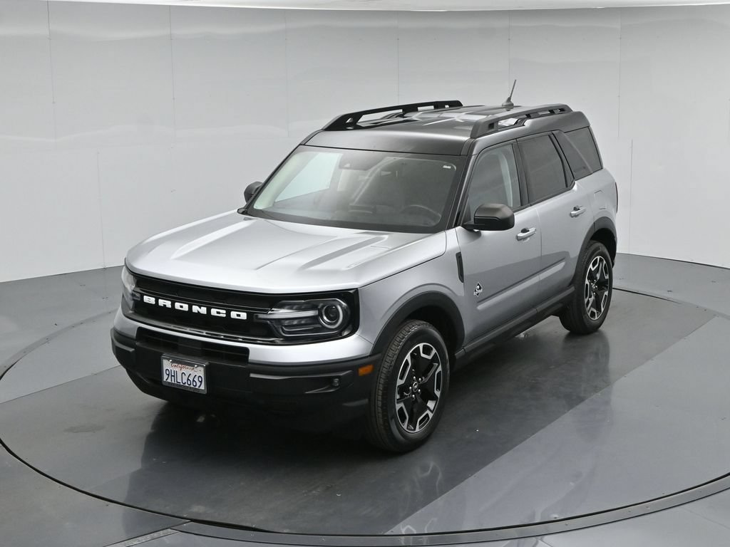 Certified 2023 Ford Bronco Sport Outer Banks w/ Tech Package AWD/4WD image 39