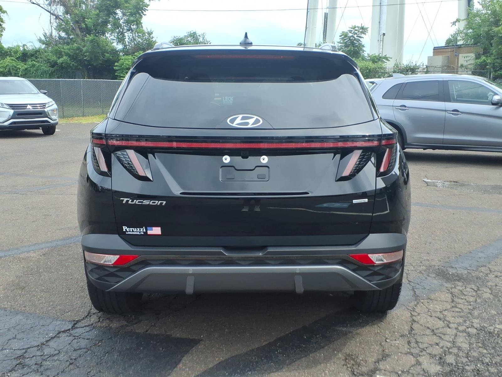 Used 2024 Hyundai Tucson Limited AWD/4WD image 4