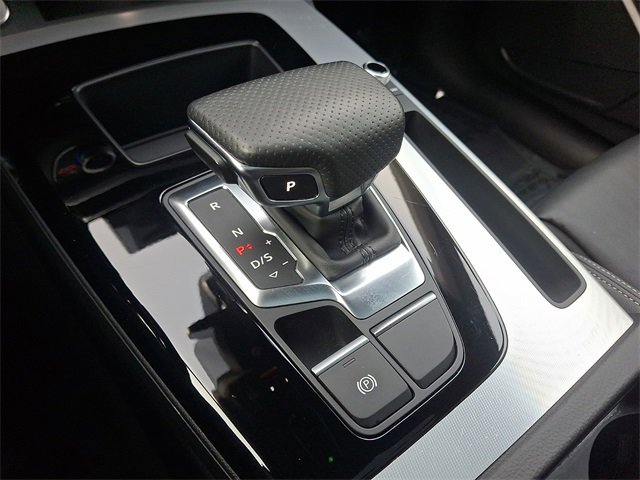Used 2025 Audi Q5 2.0T Premium image 15