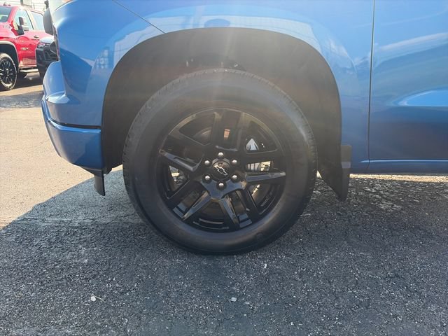 Used 2022 Chevrolet Silverado 1500 Custom AWD/4WD image 25