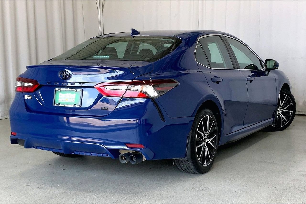 Used 2024 Toyota Camry SE FWD image 13