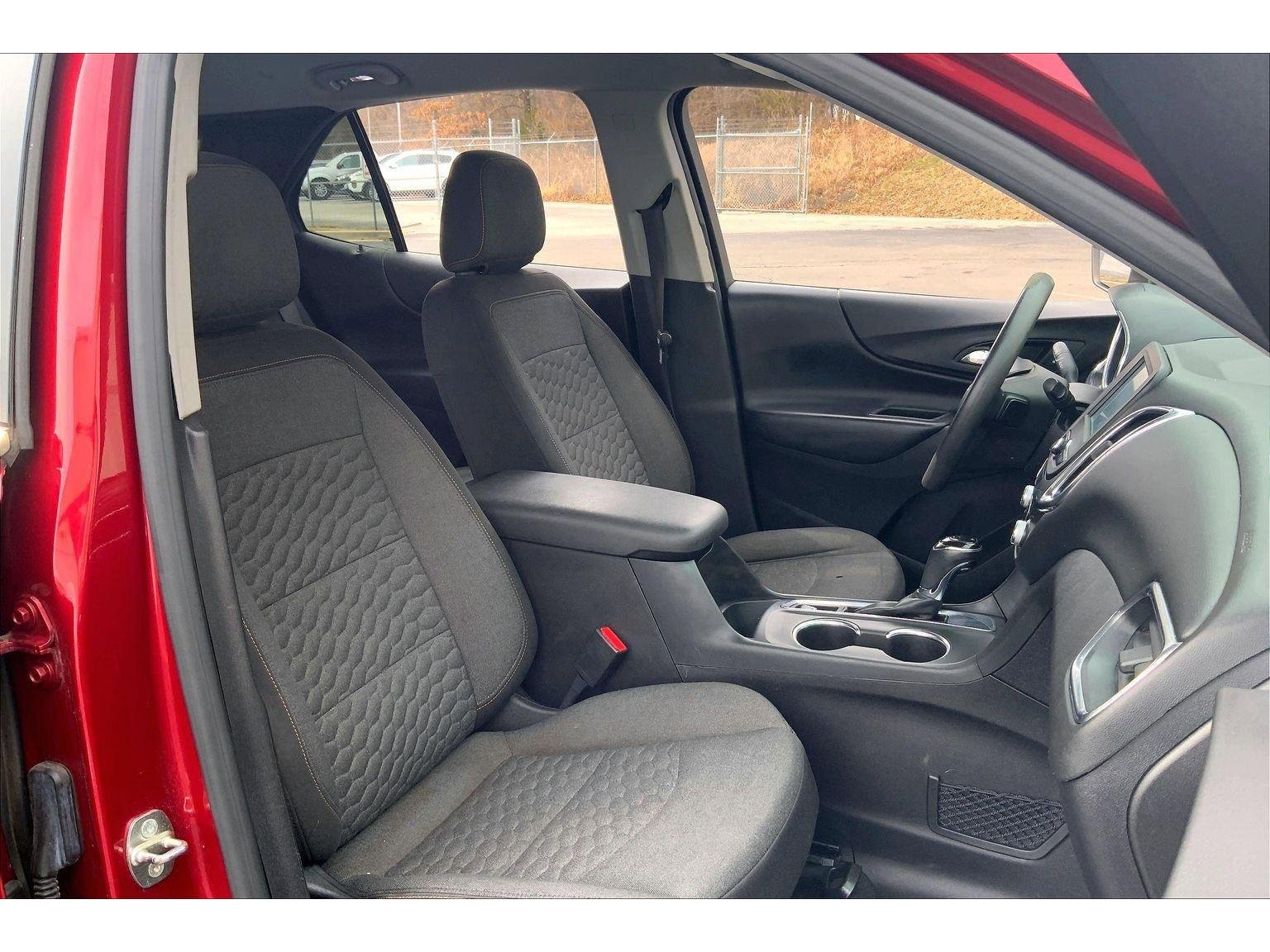 Used 2018 Chevrolet Equinox LT image 7