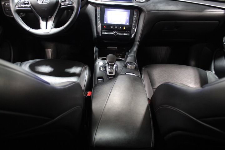 Used 2022 INFINITI QX50 Luxe w/ Appearance Package image 30
