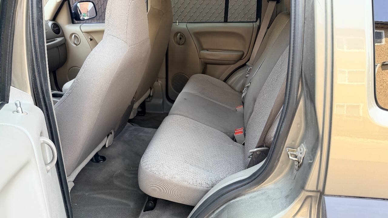 Used 2004 Jeep Liberty Sport w/ PWR Convenience Group AWD/4WD image 12