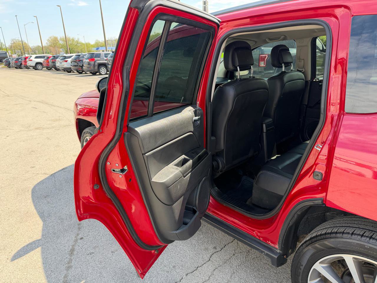 Used 2017 Jeep Compass Sport w/ Power Value Group image 8