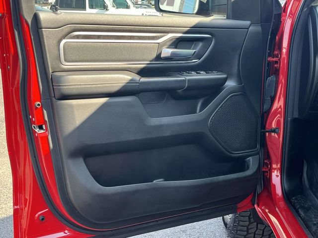 Used 2022 RAM 1500 Big Horn AWD/4WD image 14