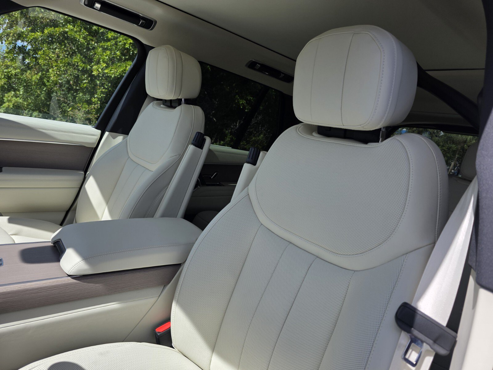 New 2027 Land Rover Range Rover SE AWD/4WD image 11