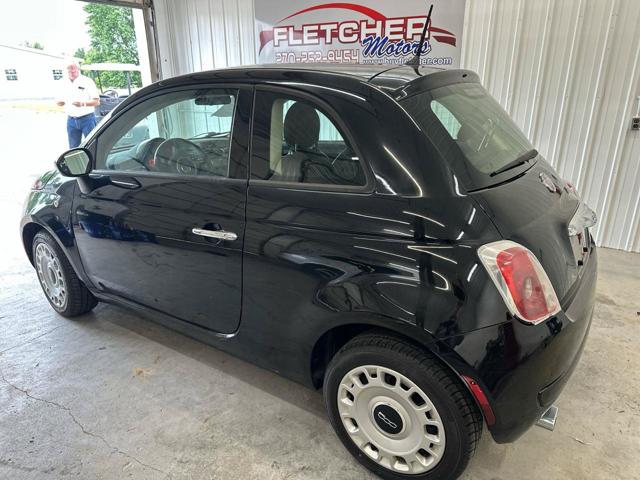 Used 2015 FIAT 500 Pop FWD image 3
