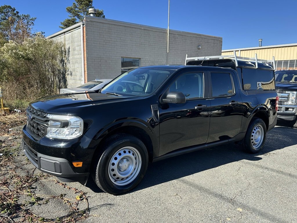 Used 2022 Ford Maverick XL image 2