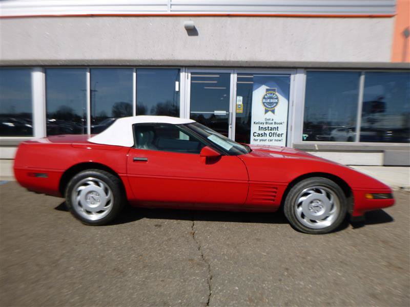 Used 1992 Chevrolet Corvette Convertible RWD image 8