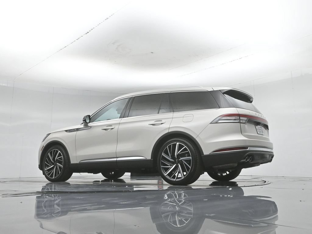 Used 2025 Lincoln Aviator Reserve w/ Equipment Group 201A AWD/4WD image 57