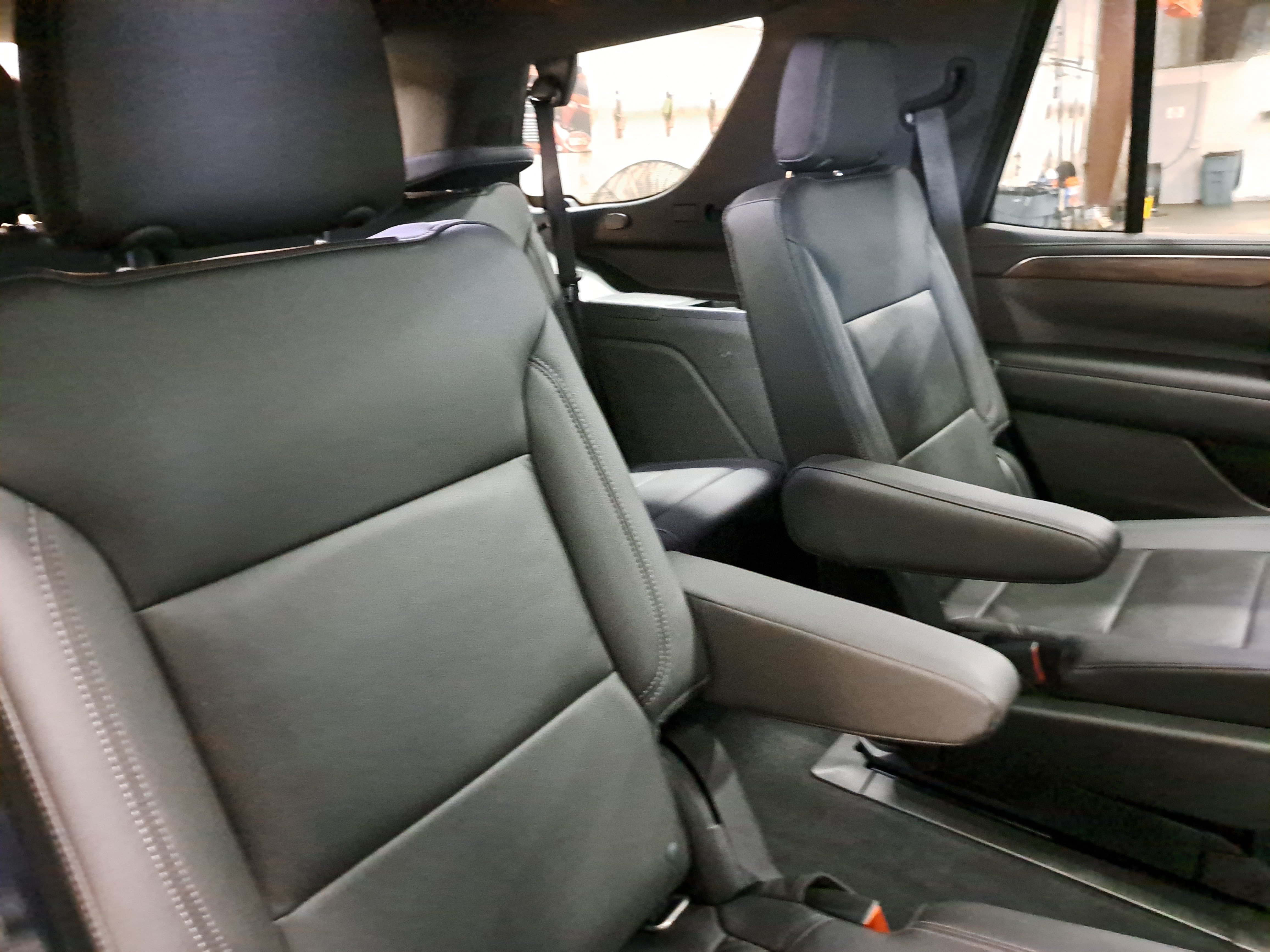 Used 2021 Chevrolet Tahoe LT w/ LT Signature Package AWD/4WD image 12