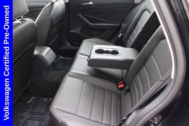 Used 2024 Volkswagen Jetta SE image 23