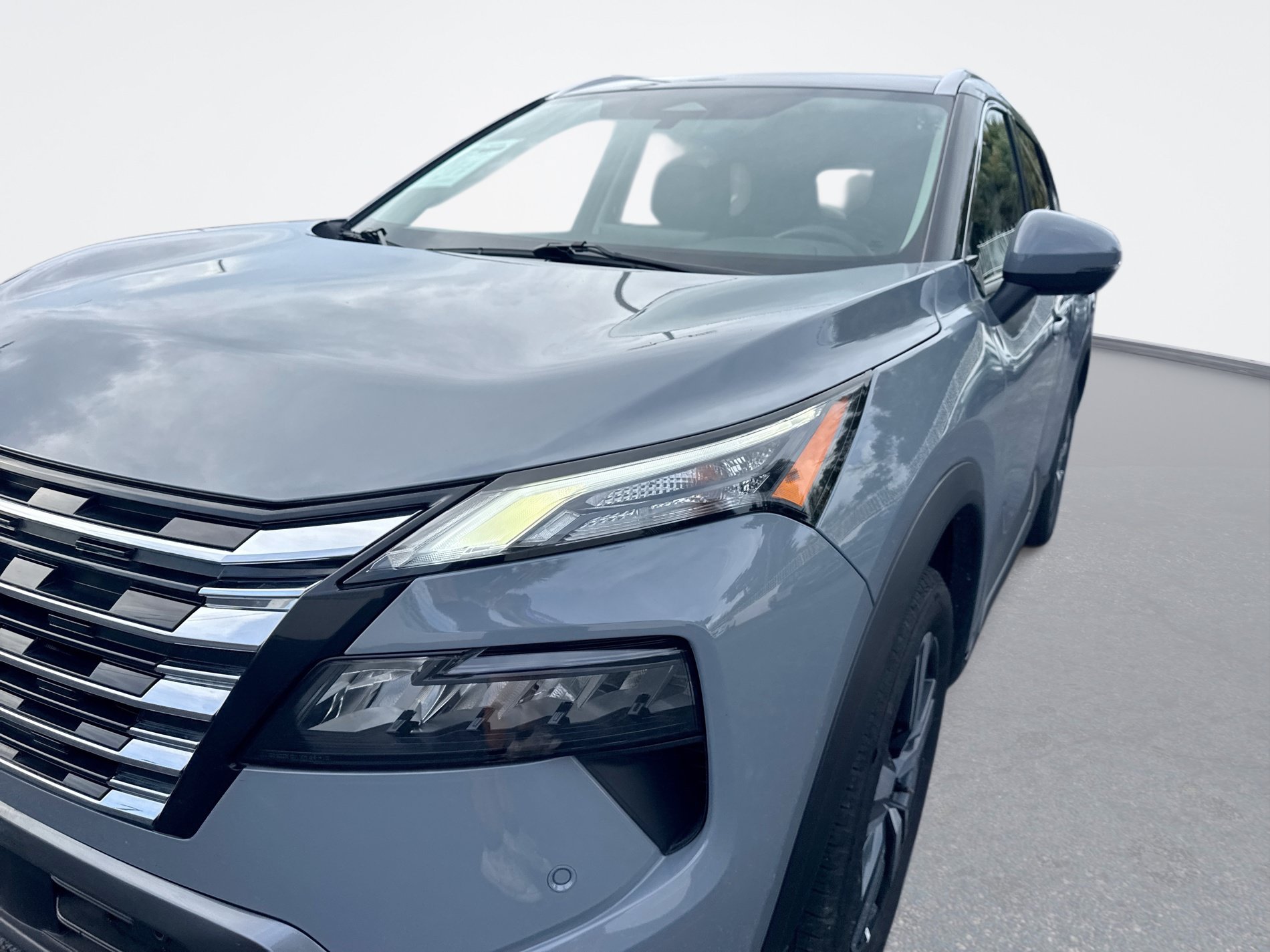 Certified 2026 Nissan Rogue SL AWD/4WD image 10