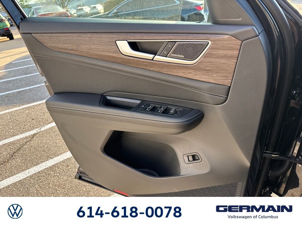 New 2026 Volkswagen Atlas SEL Premium R-Line image 25