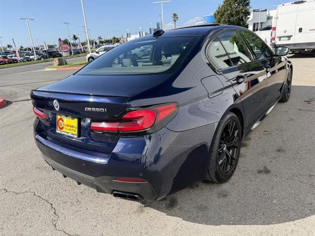 Used 2022 BMW M550i xDrive w/ Premium Package image 6