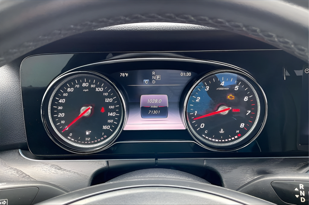Used 2018 Mercedes-Benz E 300 image 12