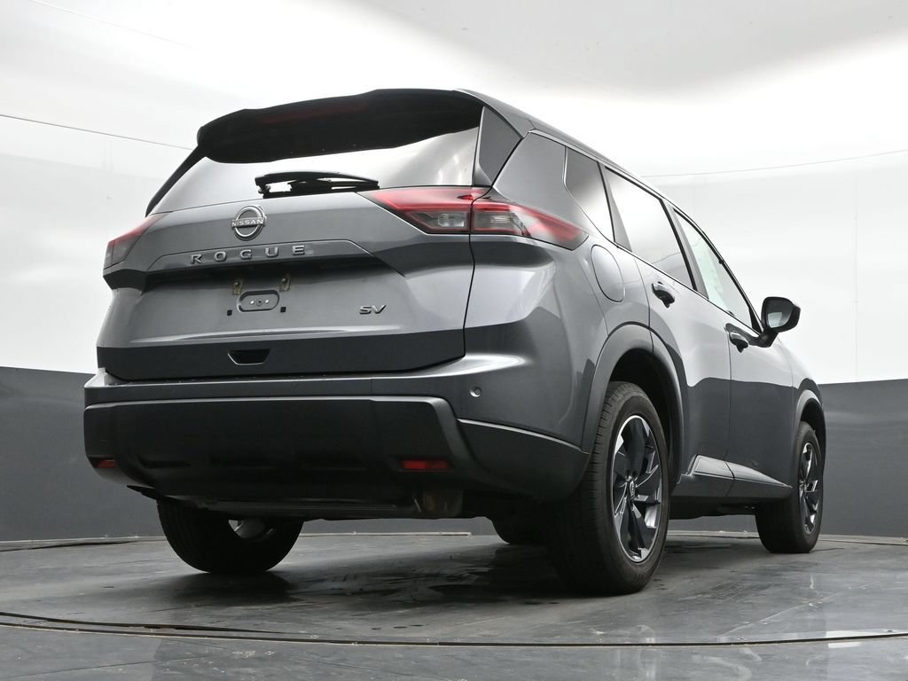 Used 2024 Nissan Rogue SV FWD image 39