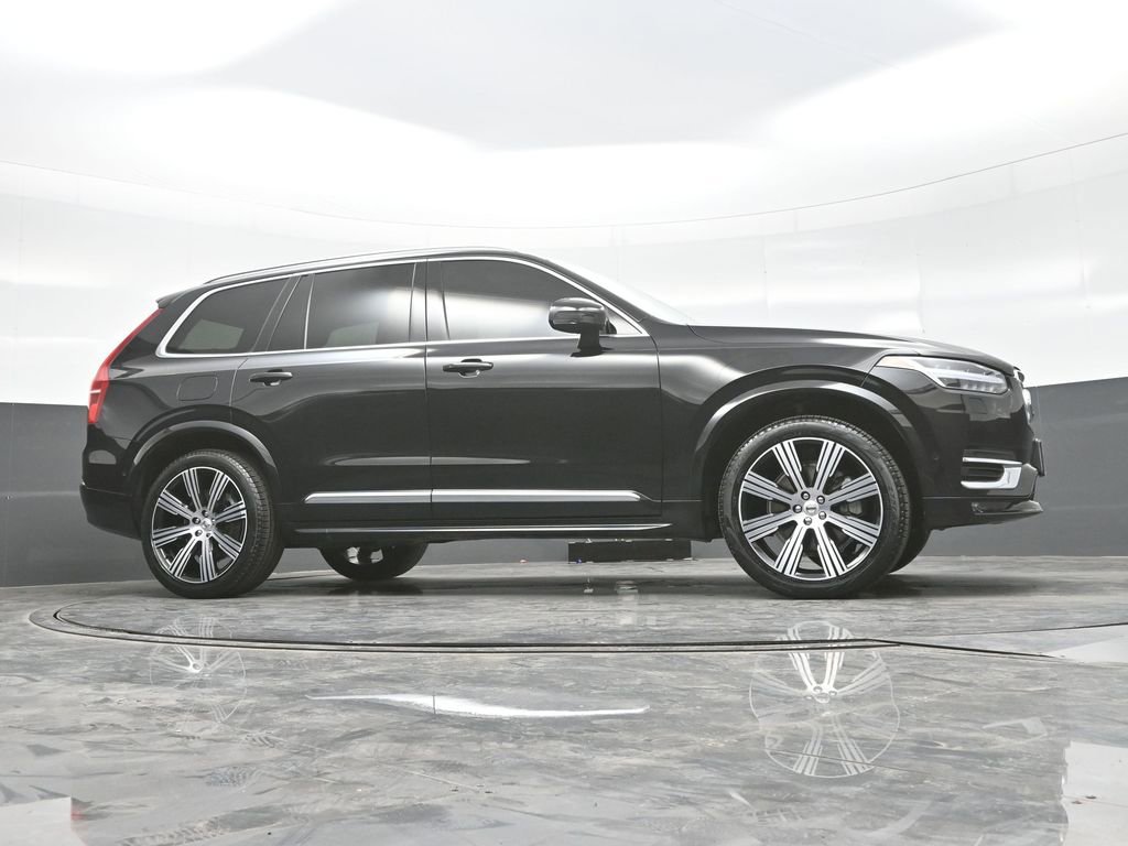 Used 2023 Volvo XC90 B6 Ultimate w/ Lounge Package image 25