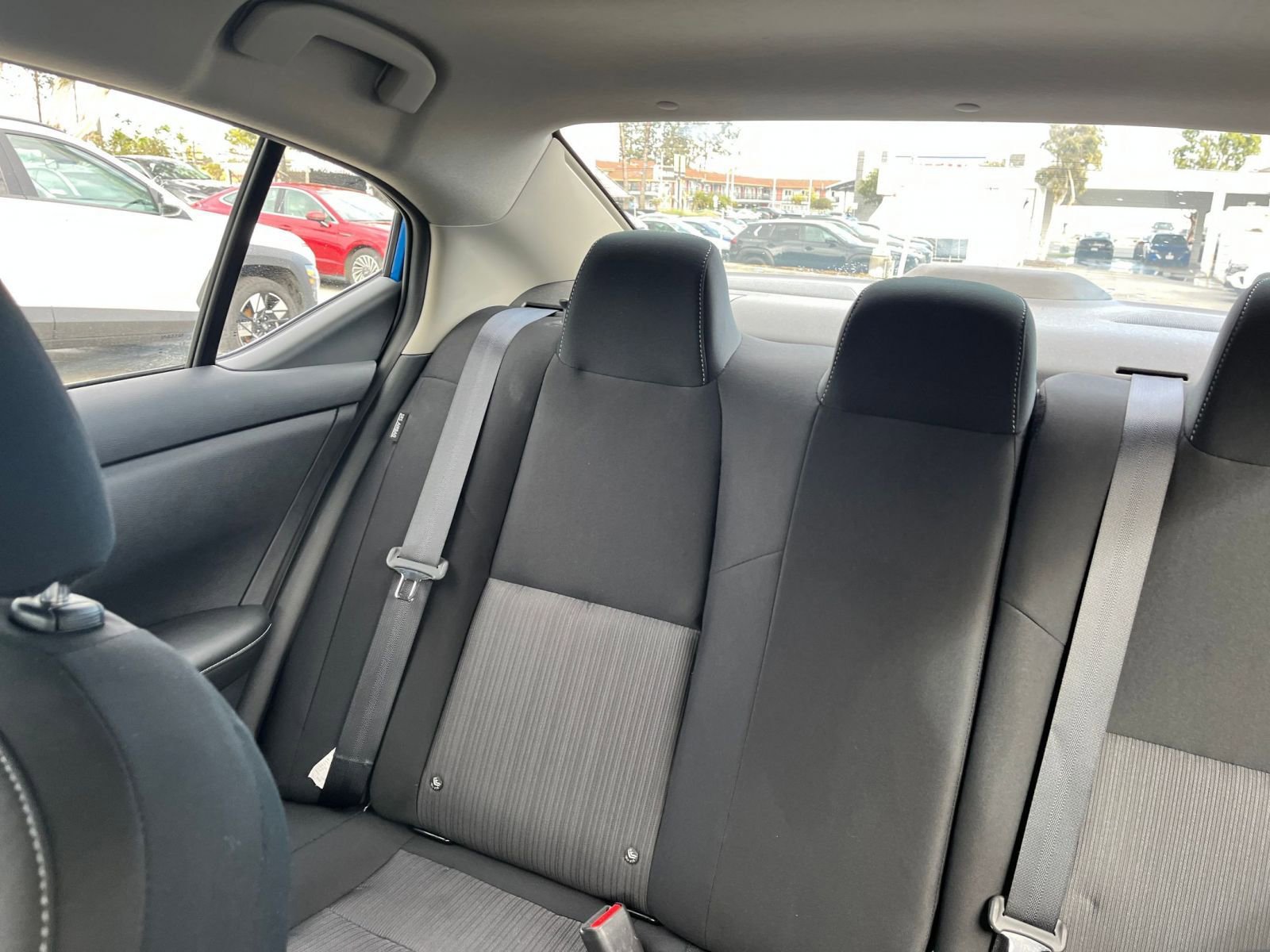 Used 2025 Nissan Sentra SV FWD image 39