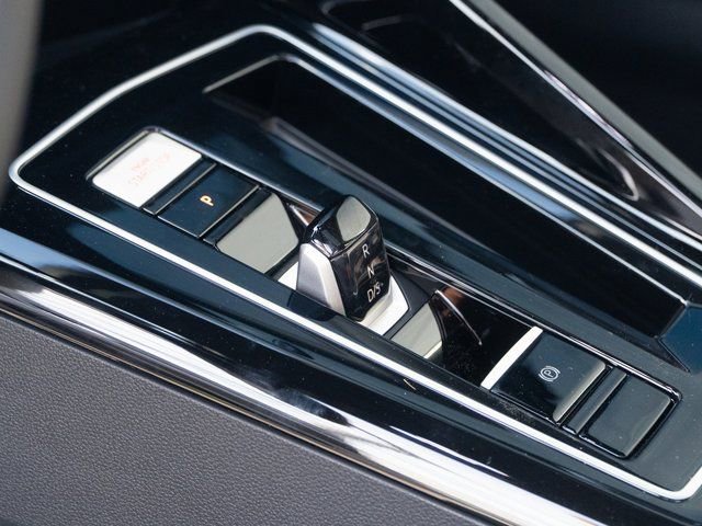 New 2026 Volkswagen GTI SE image 12