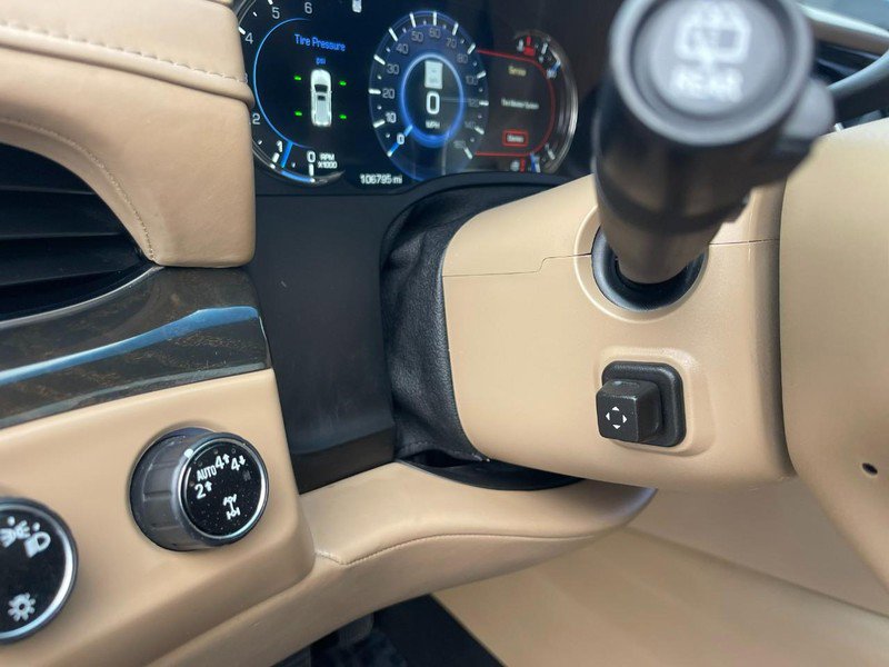 Used 2018 Cadillac Escalade Platinum image 16