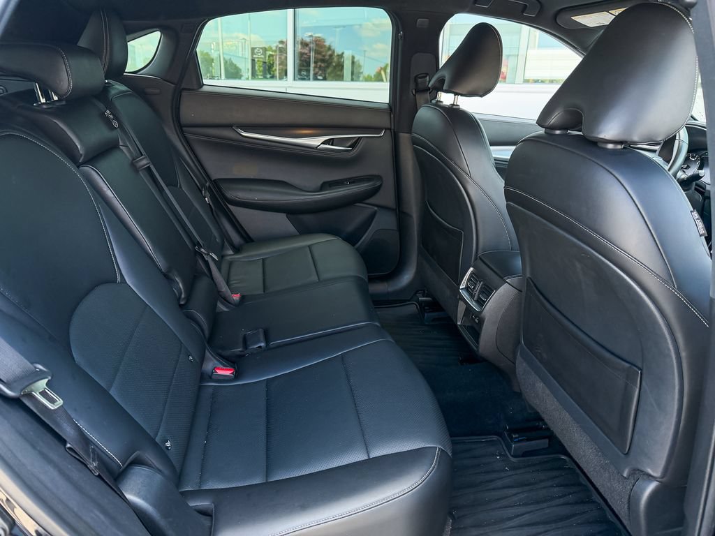 Used 2023 INFINITI QX55 Luxe w/ Cargo Package AWD/4WD image 22