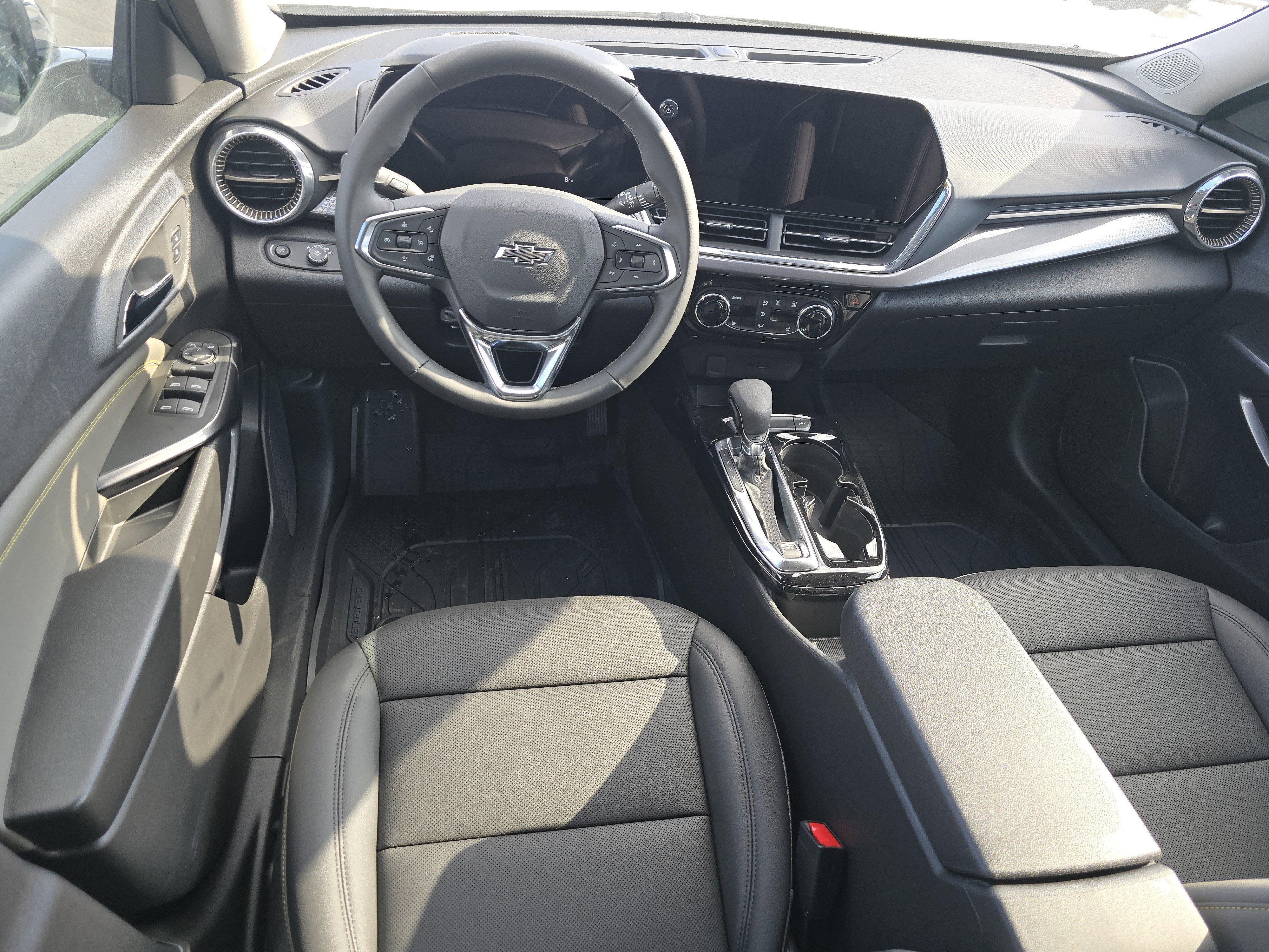 New 2026 Chevrolet Trax ACTIV w/ Driver Confidence Package image 14