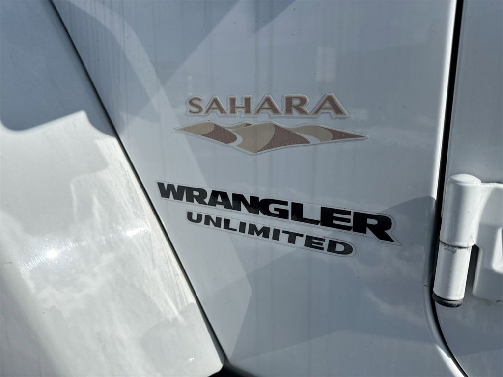 Used 2014 Jeep Wrangler Unlimited Sahara image 7