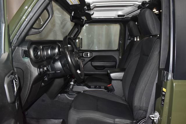 Used 2022 Jeep Wrangler Willys image 12