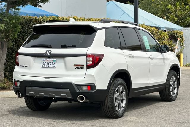 Certified 2023 Honda Passport TrailSport image 4