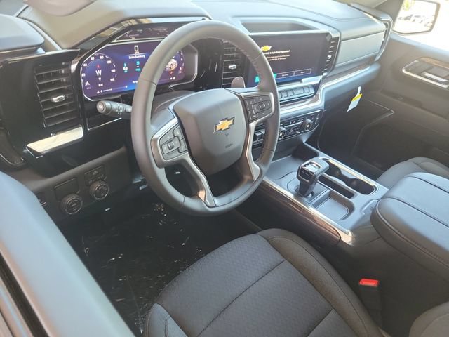 New 2026 Chevrolet Silverado 1500 LT w/ LPO, Dark Essentials Package RWD image 6