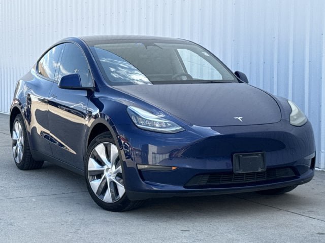 Used 2023 Tesla Model Y Long Range AWD/4WD image 2