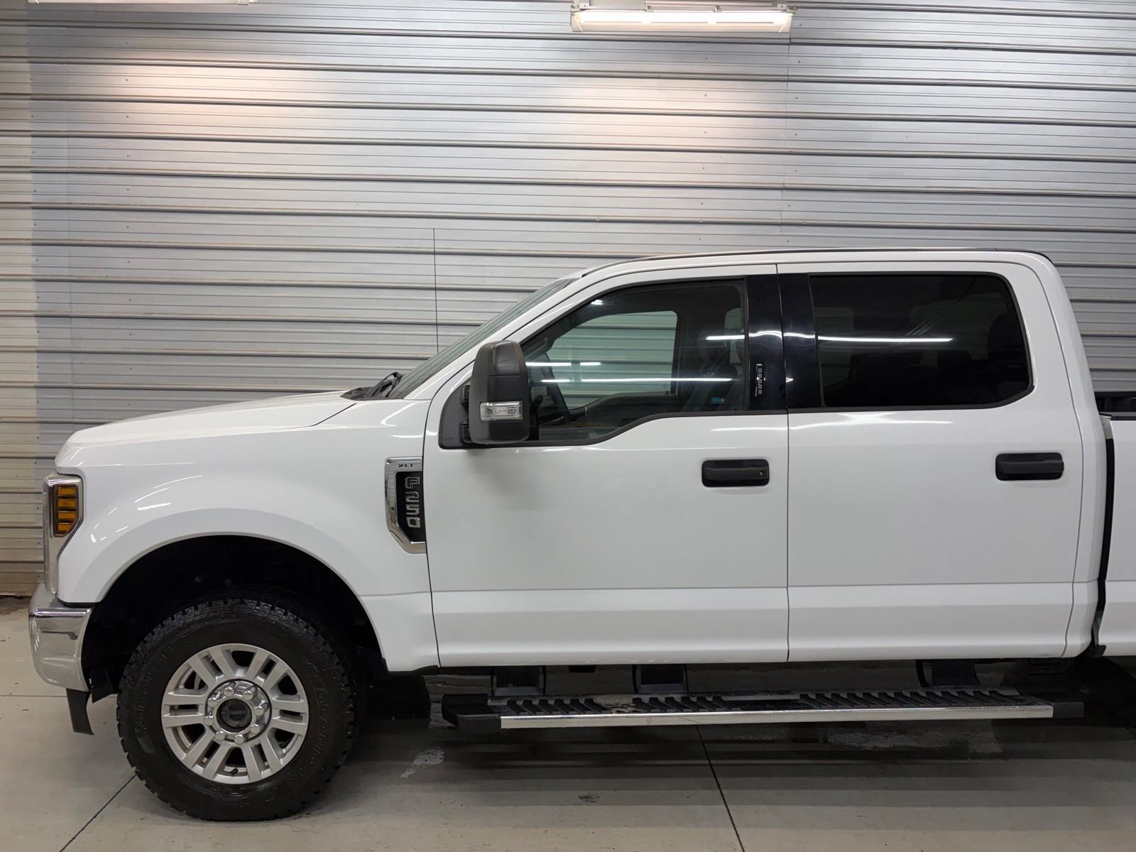 Used 2018 Ford F250 XLT AWD/4WD image 3