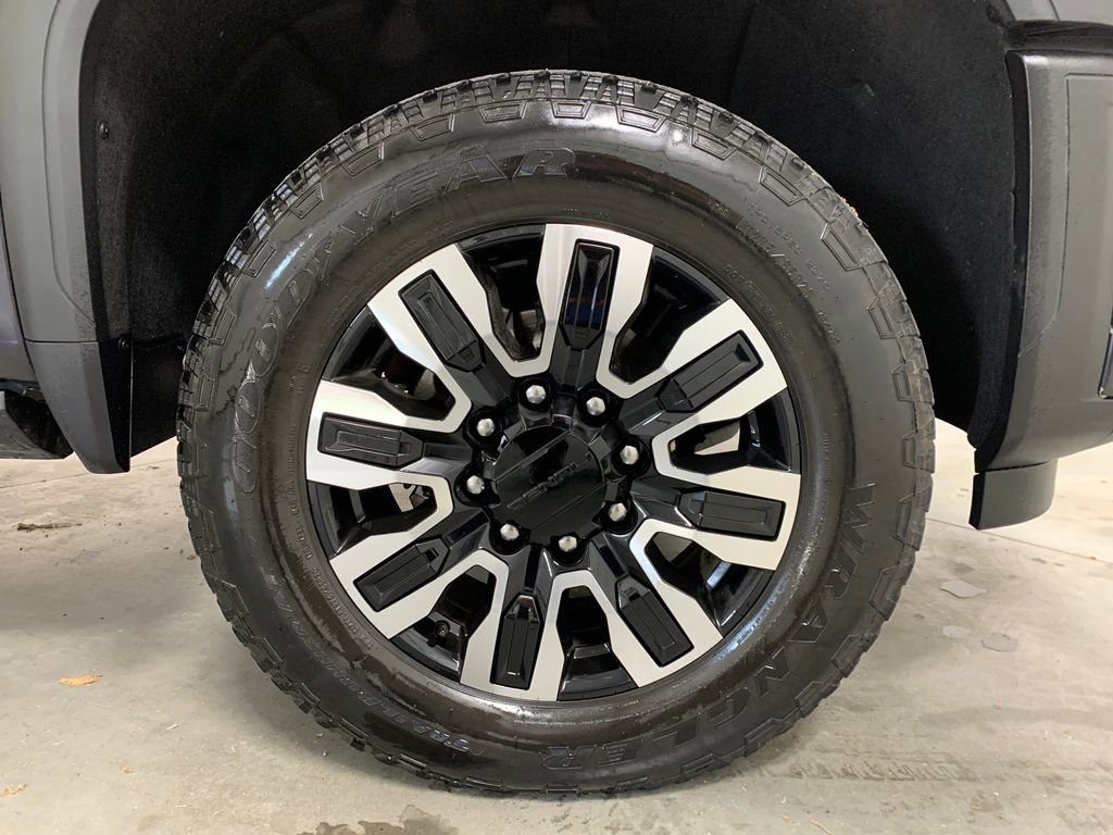 Used 2024 GMC Sierra 3500 Denali Ultimate image 26