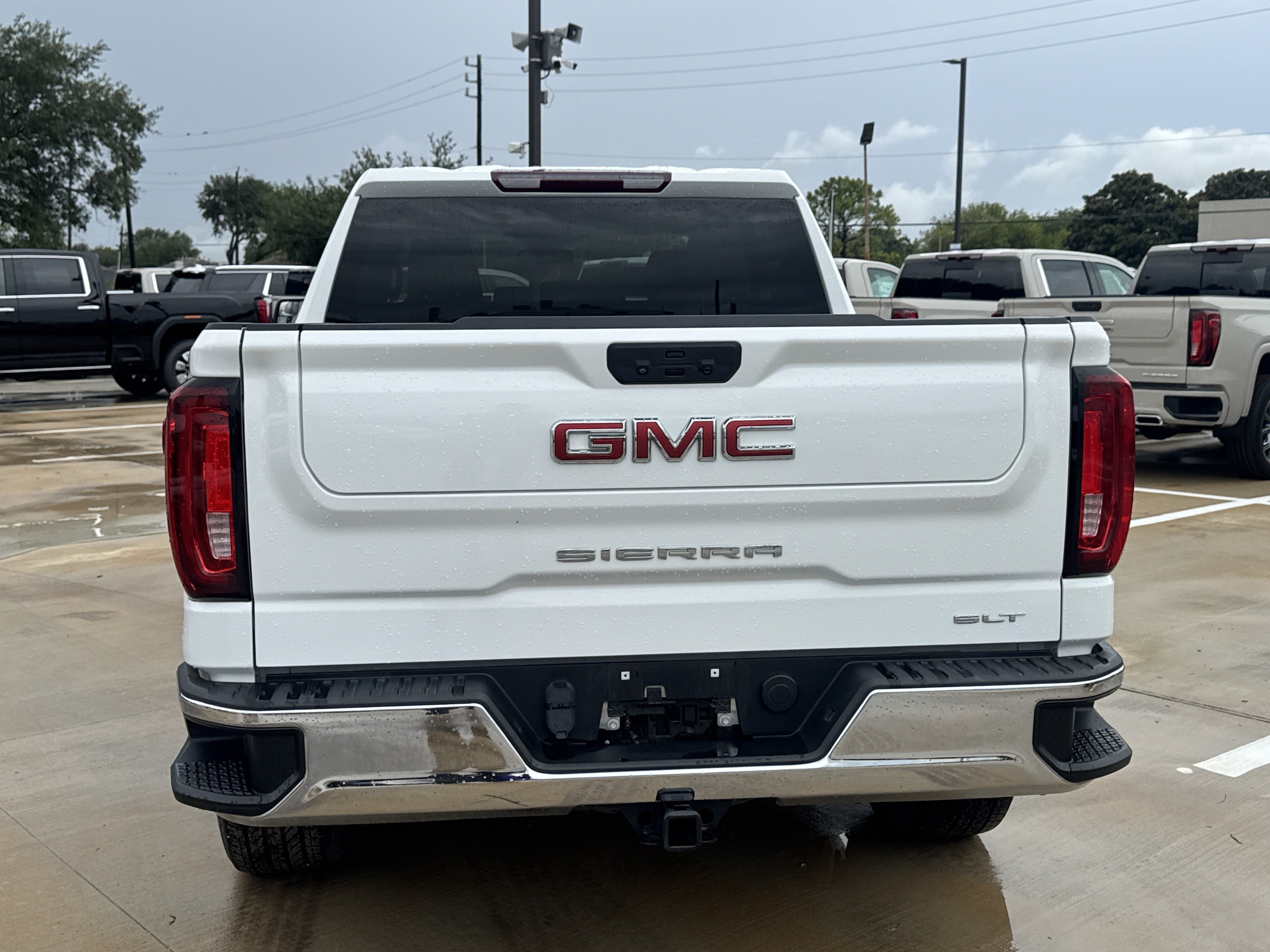 Used 2023 GMC Sierra 1500 SLT RWD image 10
