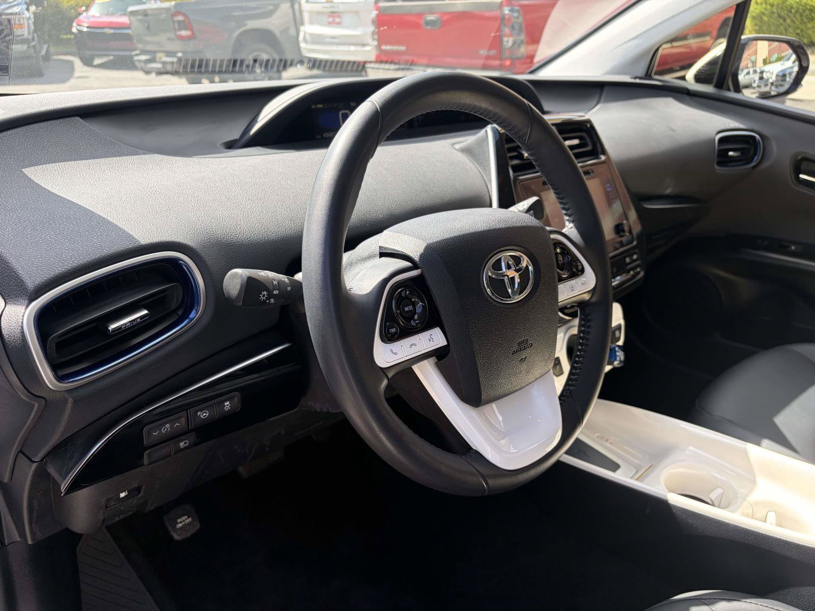 Used 2016 Toyota Prius Four Touring w/ Premium Convenience Package FWD image 7