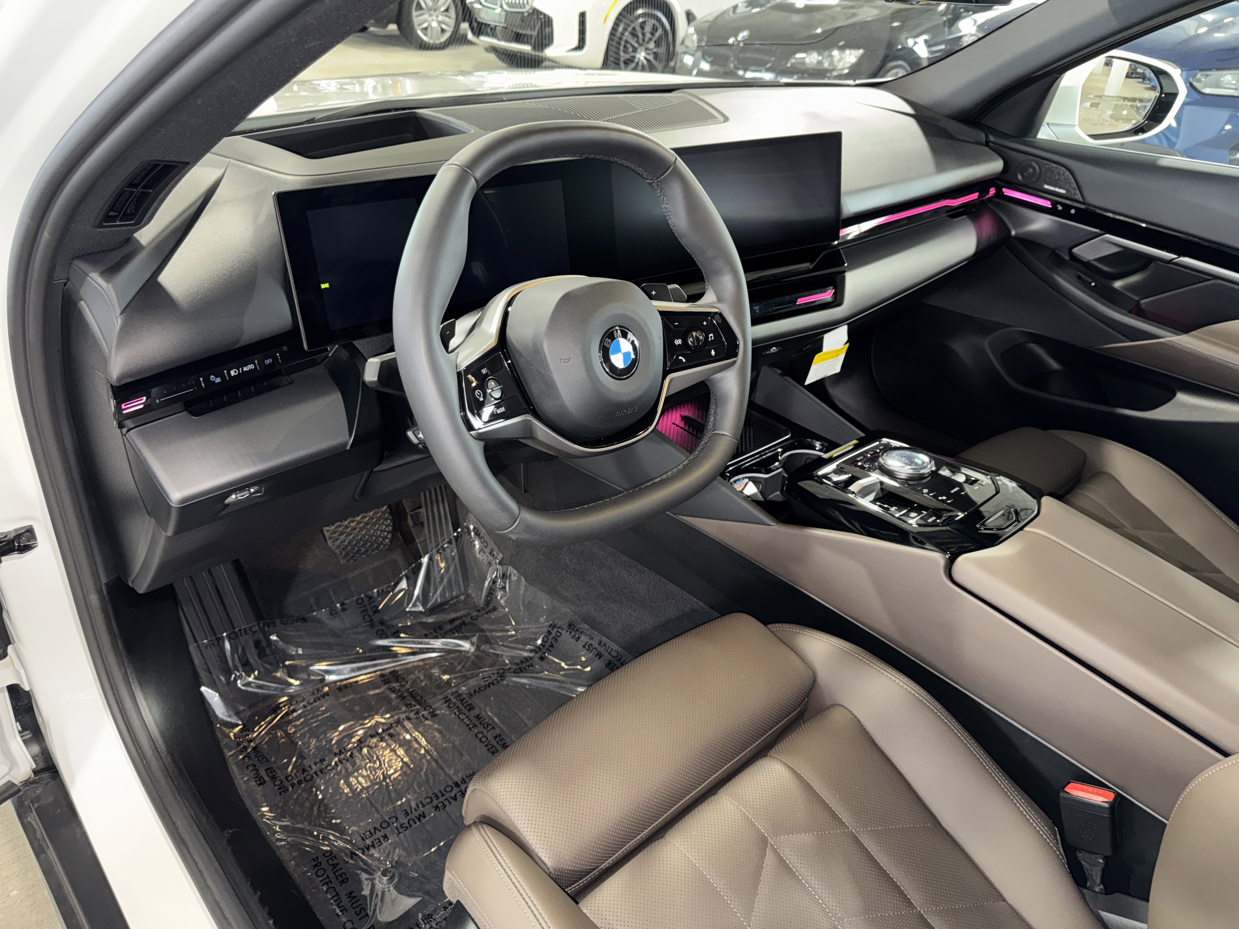 Certified 2025 BMW 530i xDrive w/ Premium Package image 20