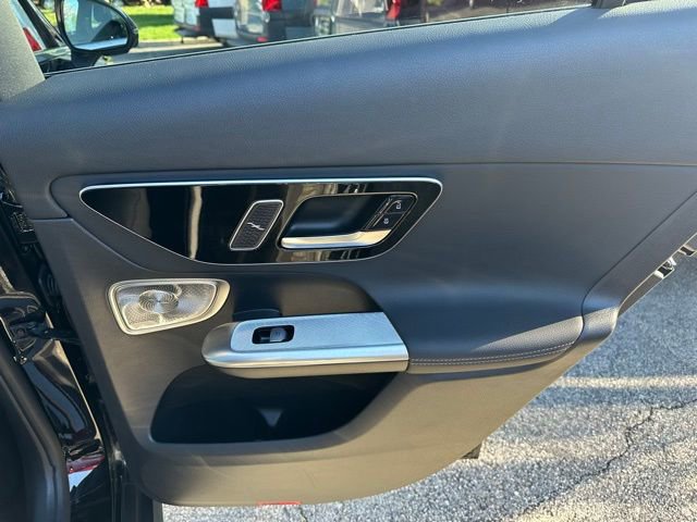 Used 2026 Mercedes-Benz GLC 350e 4MATIC image 19