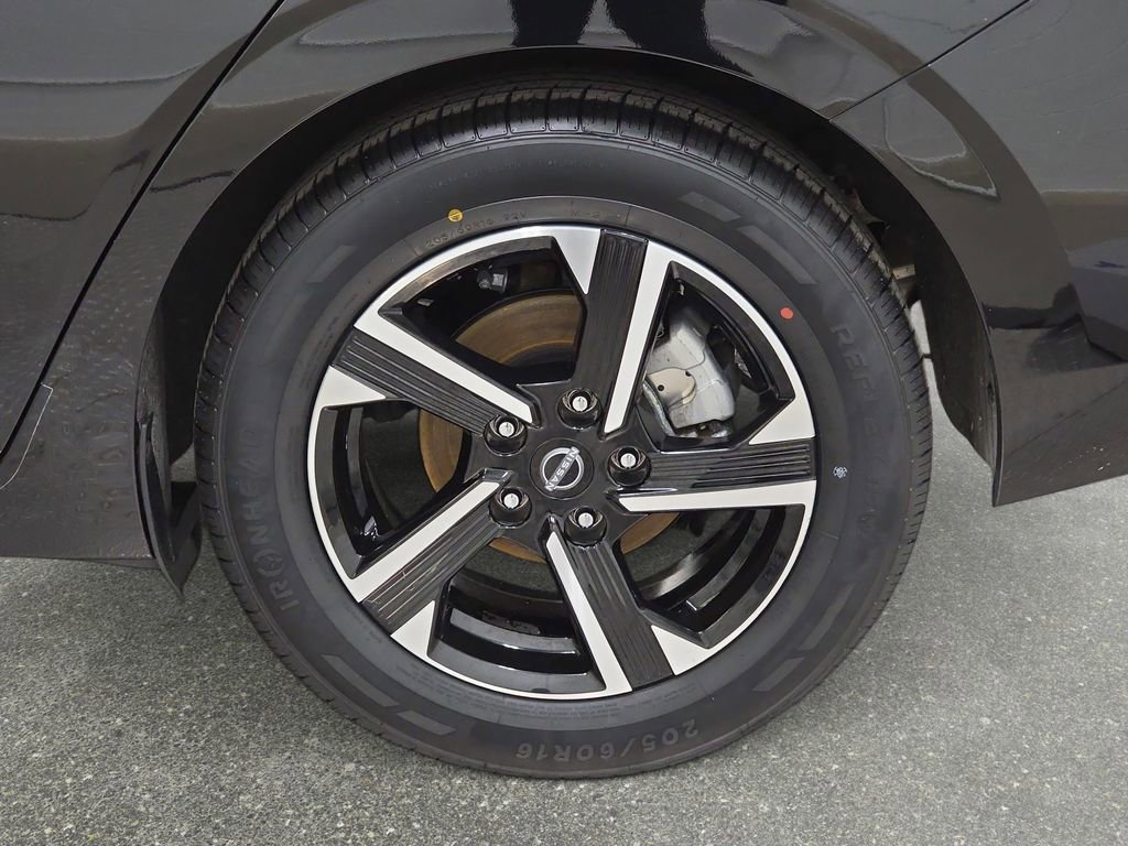 Used 2024 Nissan Sentra SV image 32
