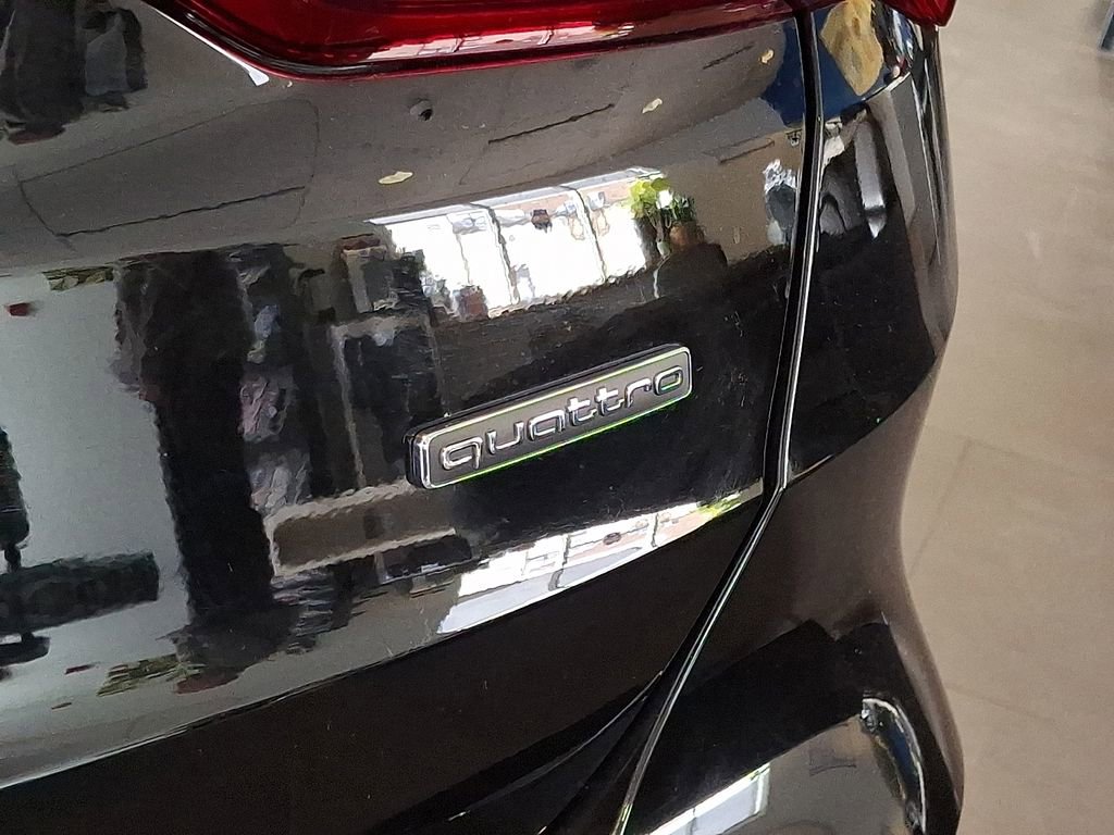 Certified 2025 Audi Q3 2.0T Premium w/ Convenience Package image 32