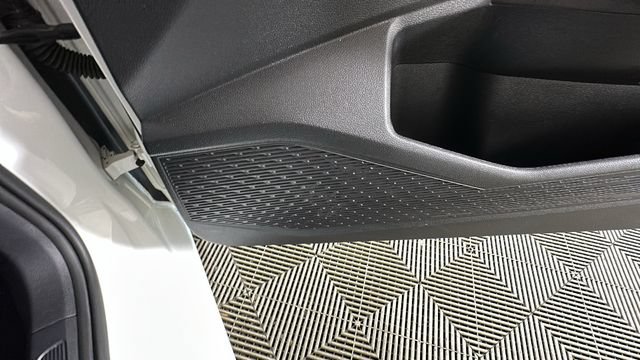 Used 2019 Volkswagen Jetta R-Line FWD image 32