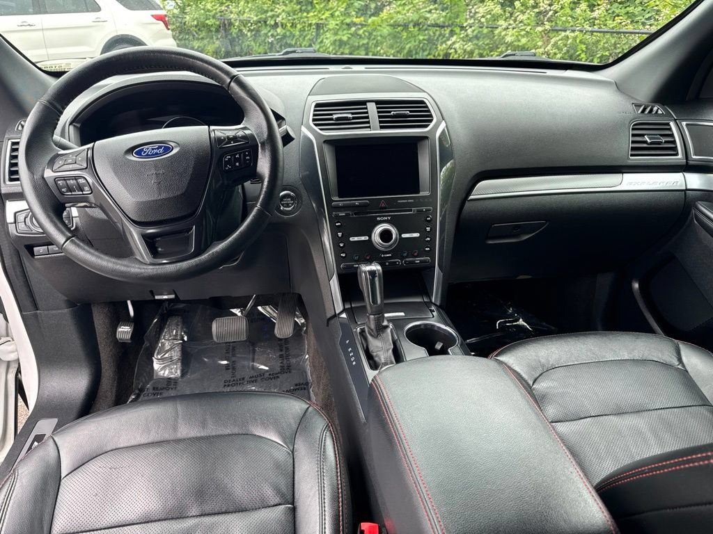 Used 2018 Ford Explorer Sport w/ Equipment Group 401A AWD/4WD image 12