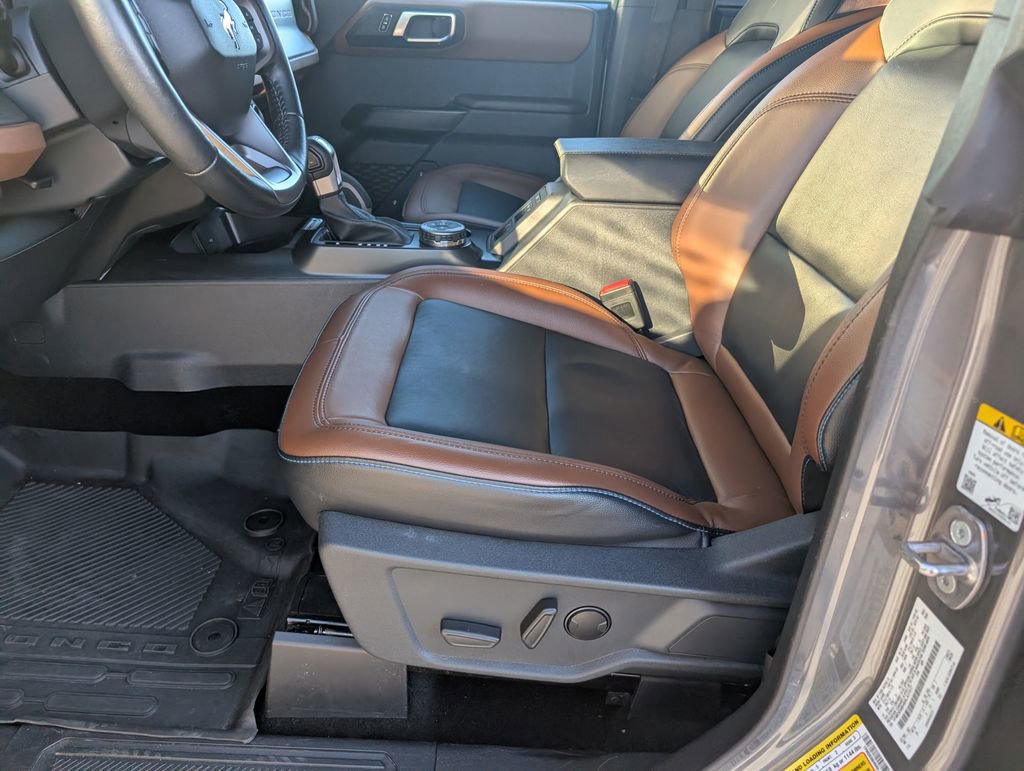 Used 2024 Ford Bronco Outer Banks image 11