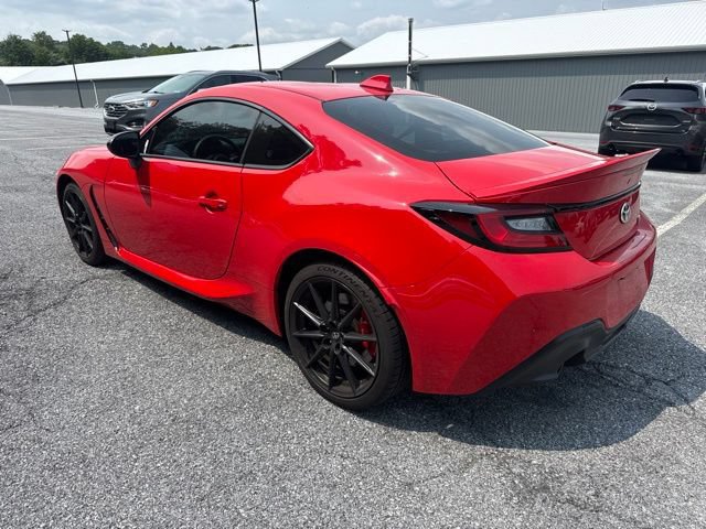 Used 2025 Toyota GR86 Premium w/ Performance Package RWD image 3