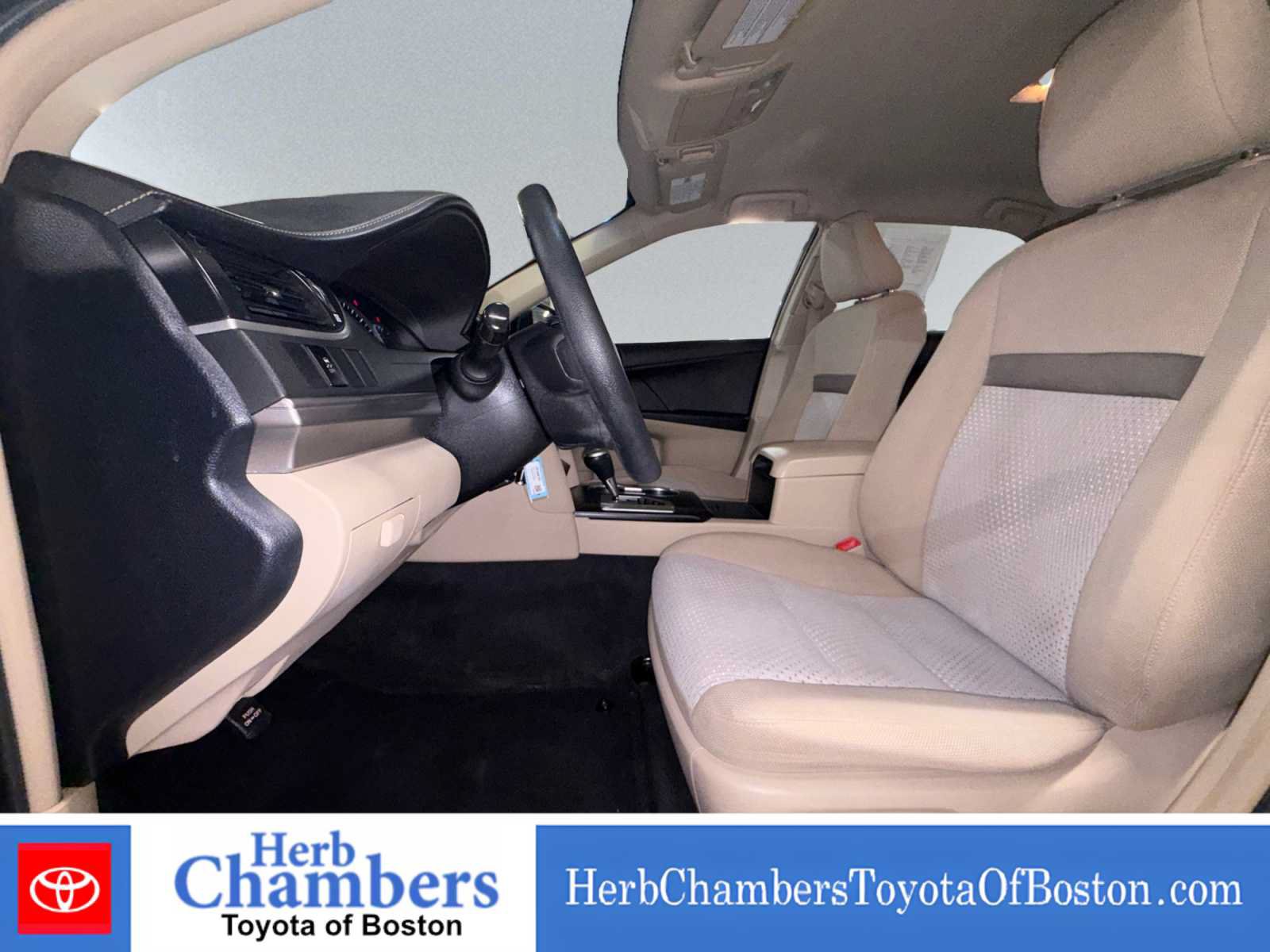 Used 2012 Toyota Camry LE FWD image 9
